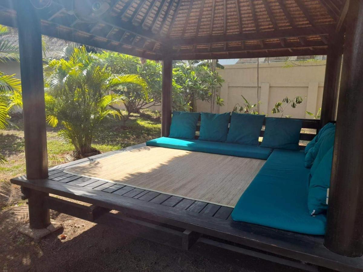Rumah Sunyi Gili Trawangan Exterior photo